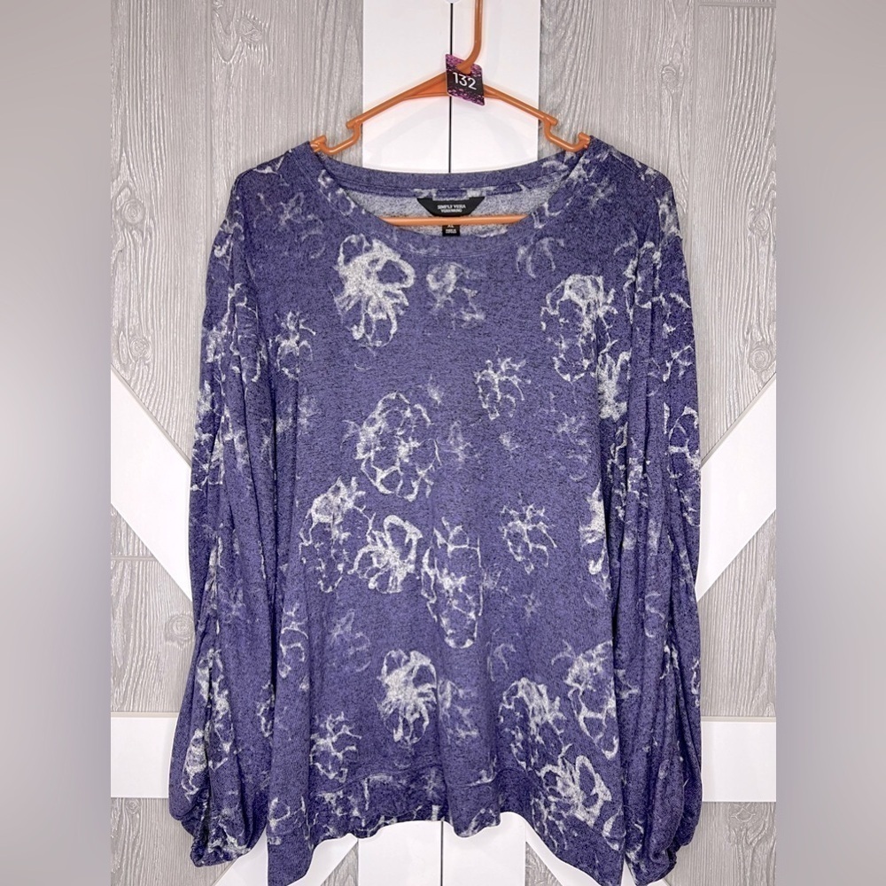 B13.16 Simply Vera Vera Wang Blue Purple Floral Top XL